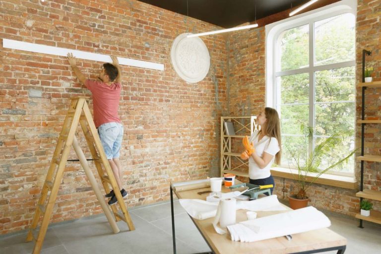 Enduit, plâtre ou placo : quel revêtement mural choisir ?