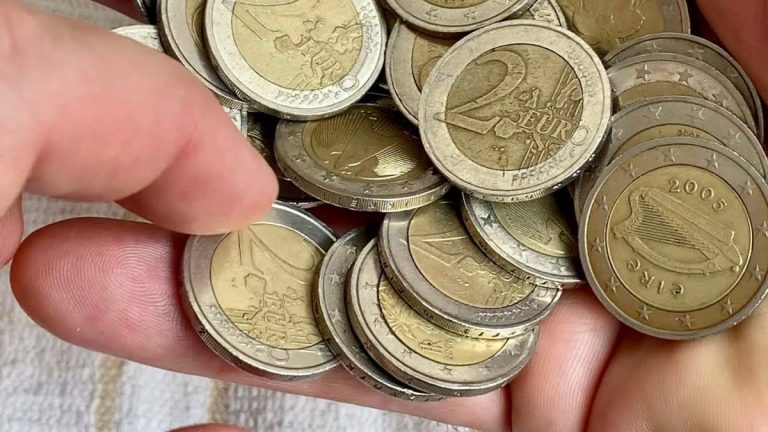 Voici 5 pièces de 2 € qui valent une petite fortune : la folie s’empare des collectionneurs